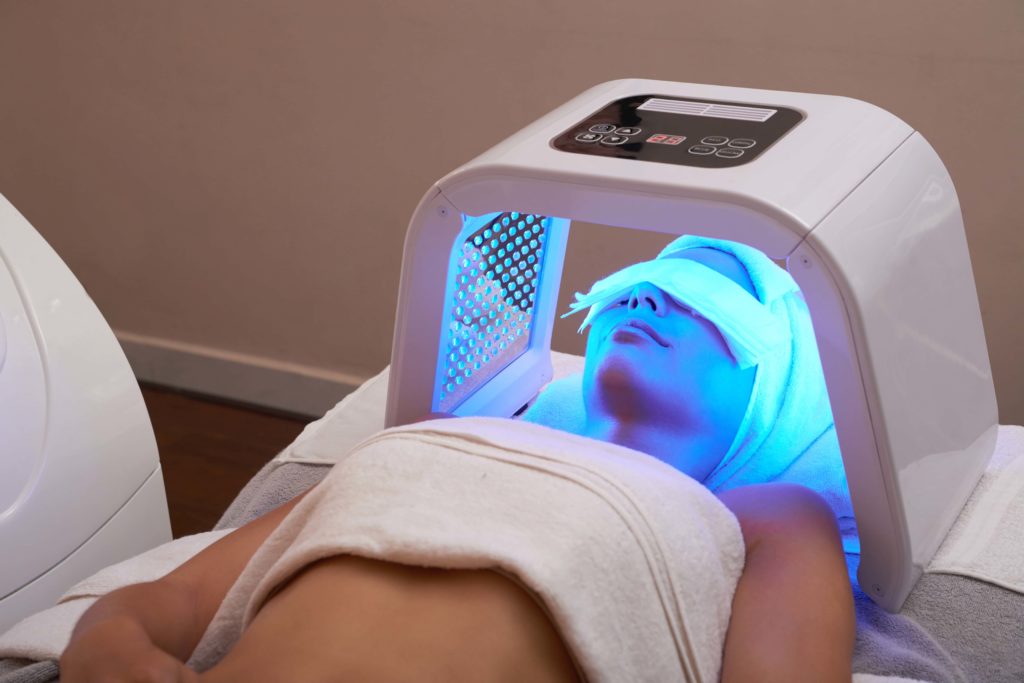 The Benefits of Combining LED Light Therapy