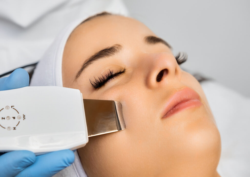 Ultrasonic-Facial-By-The-Shine-Spa-in-Clayton-MO