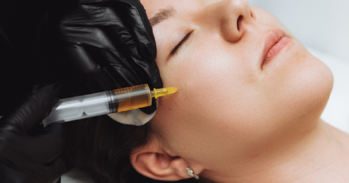 Women receiving PRP Injection in Clayton, MO